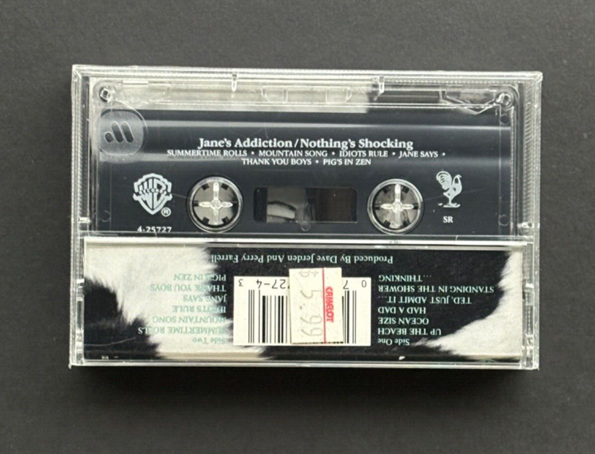 JANE’S ADDICTION nothing’s shocking SEALED CASSETTE