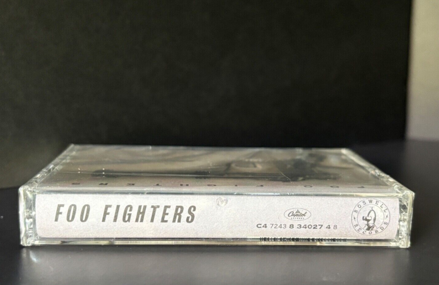 FOO FIGHTERS self-titled SEALED 1995 U.S. CASSETTE *CRACKS IN CASE